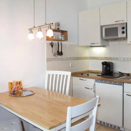 Ostsee-residenz - Dmp173 By Interhome Damp